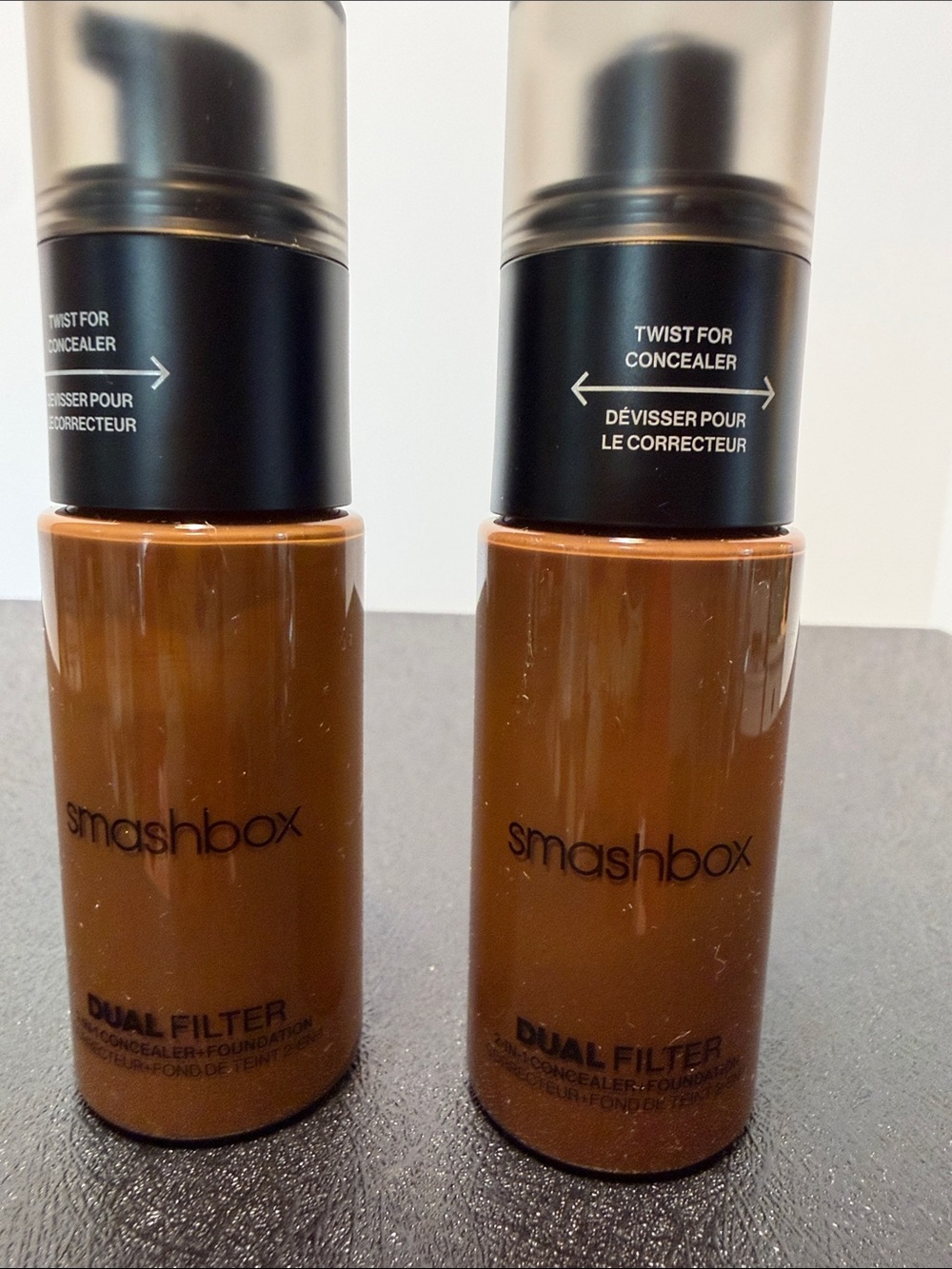 Smashbox Dual Filter Concealer + Foundation - dark 30 olive & dark deep 31 warm